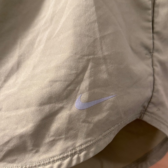 NIKE DRI-FIT SAGE GREEN RUNNING SHORTS, SIZE M - Picture 2 of 5